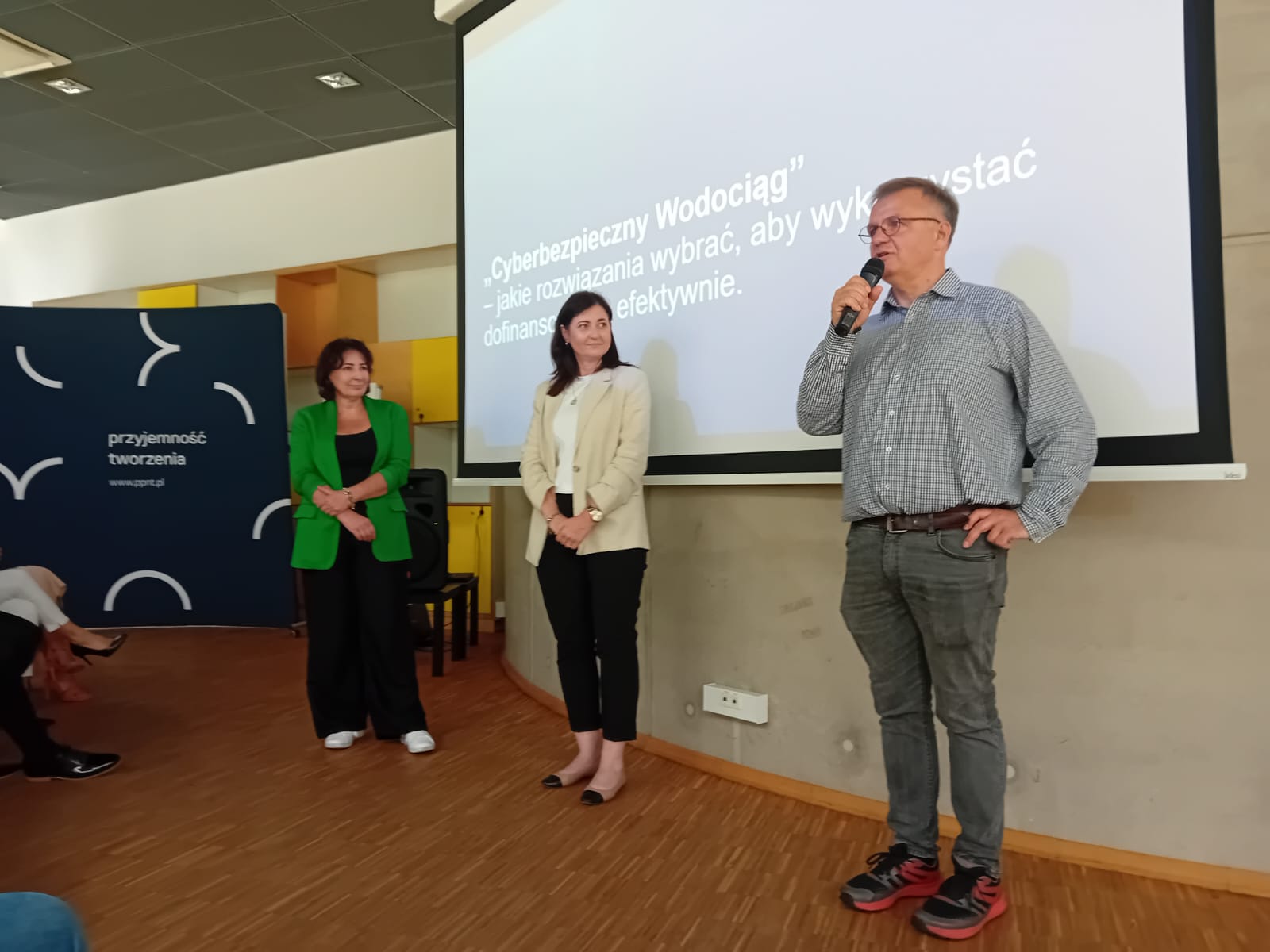 Na zdjęciu uczestnicy spotkania